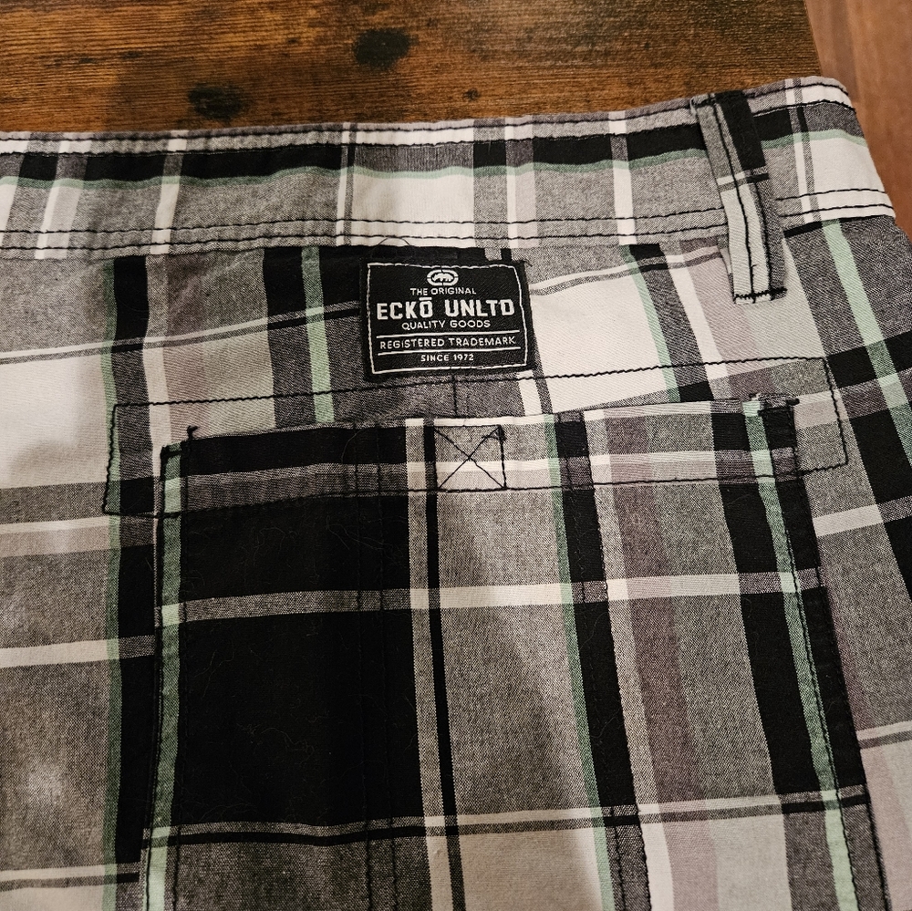 ECKO Unlimited Plaid Men's Shorts